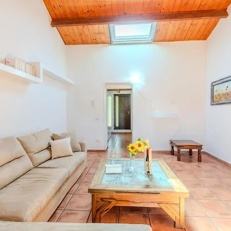 Almi's Countryside - Relax & Private Garden Telti